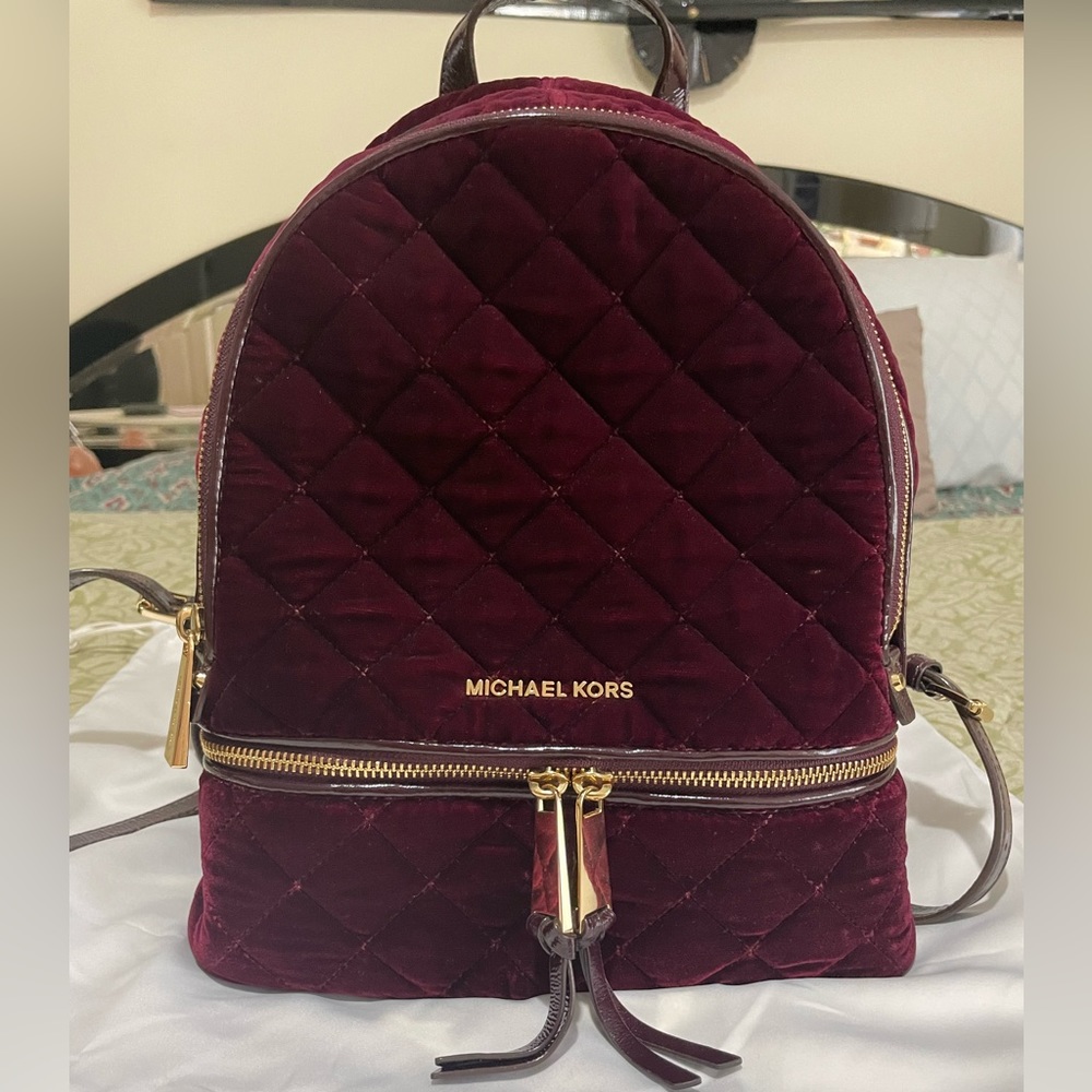 Michael Kors Rhea Medium Zip Backpack Plum Velvet Quilted